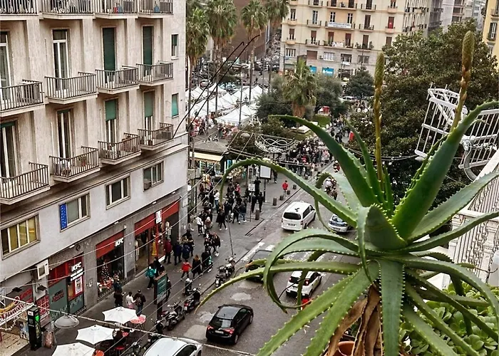 Bed and Breakfast Toledo'S Family Nápoles